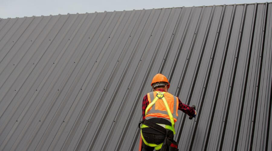 Professional gutter cleaning in Kings Canyon National Pk, CA